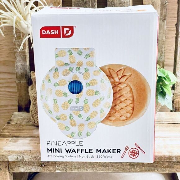 NWT in Box Gorgeous Dash White Yellow  Pineapple Mini Waffle Maker w/Recipe Book - Picture 1 of 12